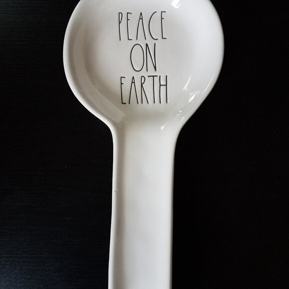 NEW Rae Dunn Peace On Earth Spoon Rest! - Picture 3 of 3
